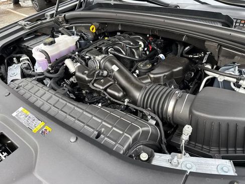 New 2025 Jeep Grand Cherokee L Altitude image 13