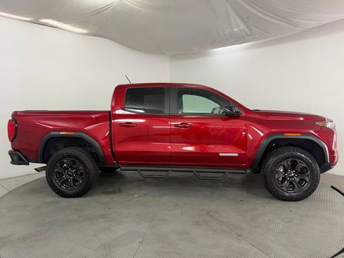 Used 2025 GMC Canyon Elevation w/ Convenience Package RWD image 5