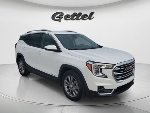 Used 2024 GMC Terrain SLT FWD image 3