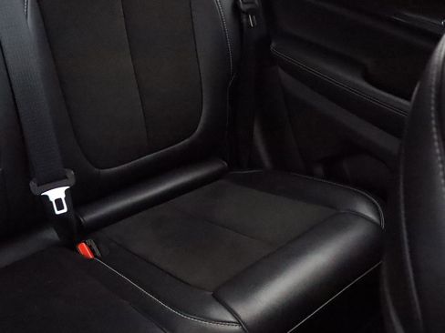 Used 2023 Jeep Grand Cherokee Altitude image 14