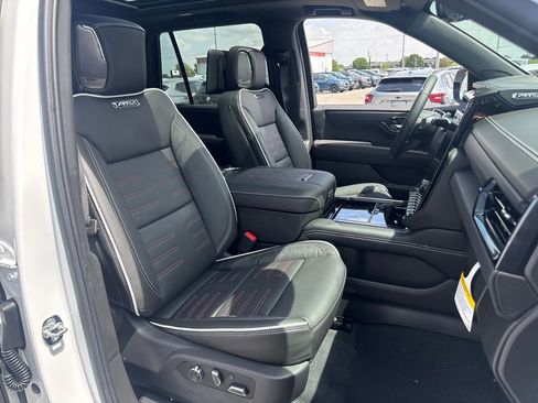 New 2026 GMC Yukon AT4 Ultimate w/ LPO, Floor Liner Package AWD/4WD image 10