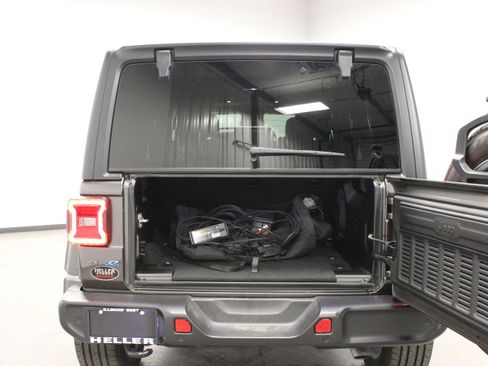 Used 2025 Jeep Wrangler Unlimited Sport S 4xe w/ Convenience Group AWD/4WD image 12