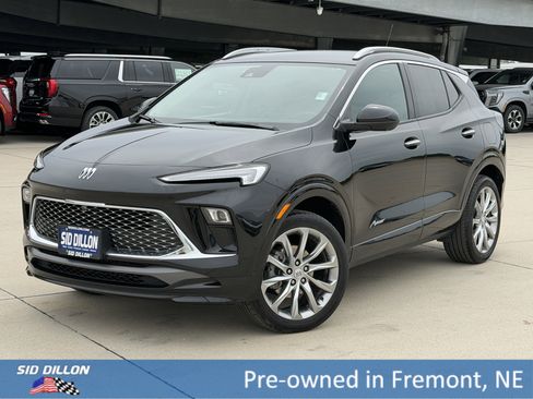 Used 2024 Buick Encore GX Avenir w/ Avenir Technology Package AWD/4WD image 1