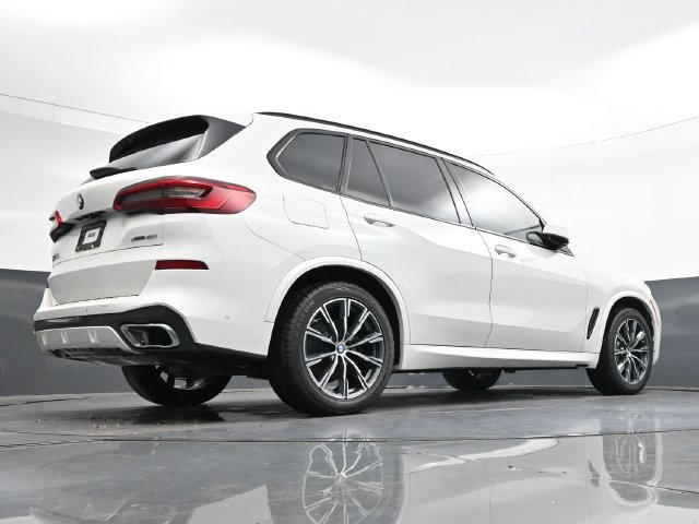 Used 2019 BMW X5 xDrive40i w/ M Sport Package AWD/4WD image 30