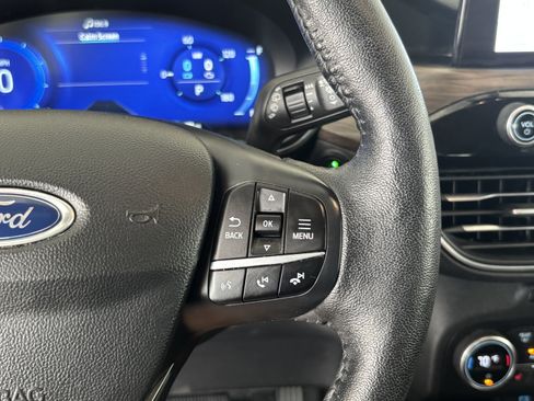 Used 2020 Ford Escape Titanium AWD/4WD image 13