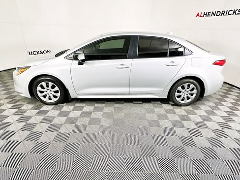 Certified 2025 Toyota Corolla LE image 6