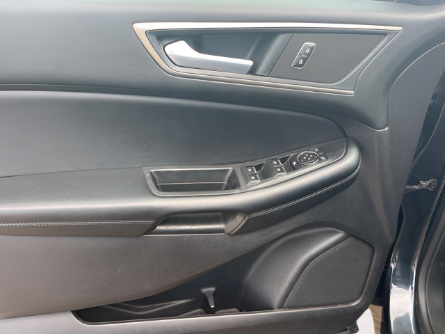 Used 2022 Ford Edge SEL w/ Convenience Package AWD/4WD image 15