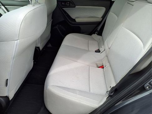 Used 2017 Subaru Forester 2.5i Premium w/ All-Weather Package image 13