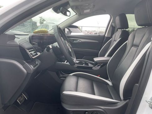Used 2025 Buick Envision Sport Touring AWD/4WD image 15