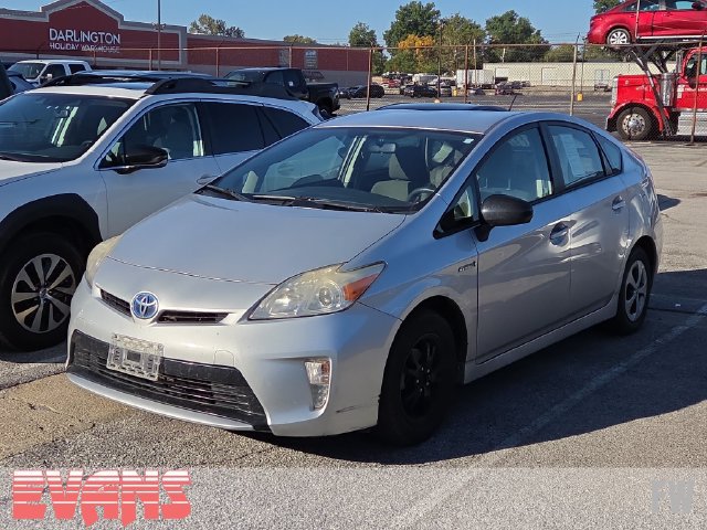 Used 2014 Toyota Prius Three FWD image 3