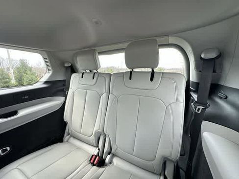 Used 2021 Jeep Grand Cherokee L Overland w/ Luxury Tech Group IV image 20