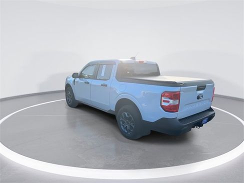 Certified 2025 Ford Maverick XLT w/ XLT Luxury Package image 5