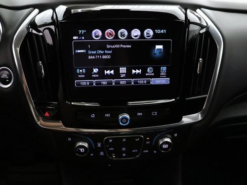 Used 2018 Chevrolet Traverse Premier AWD/4WD image 22