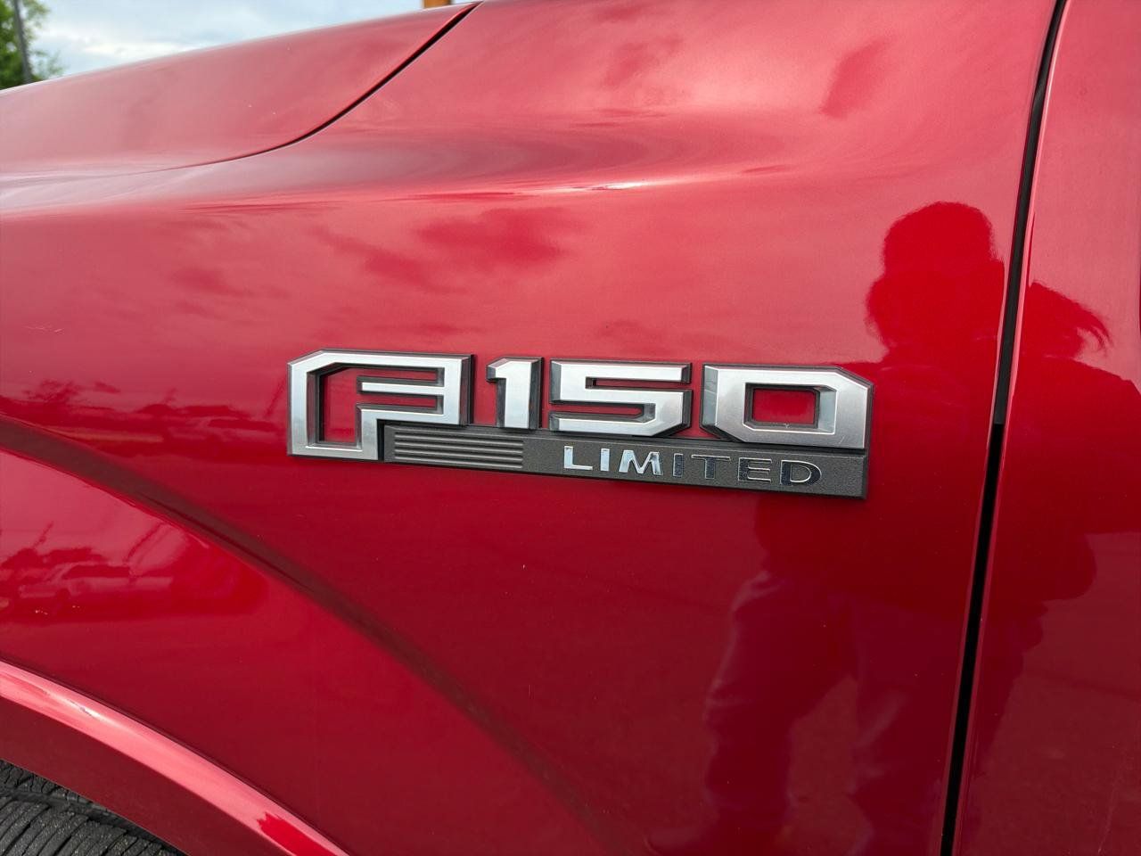 Used 2019 Ford F150 Limited w/ Trailer Tow Package AWD/4WD image 17