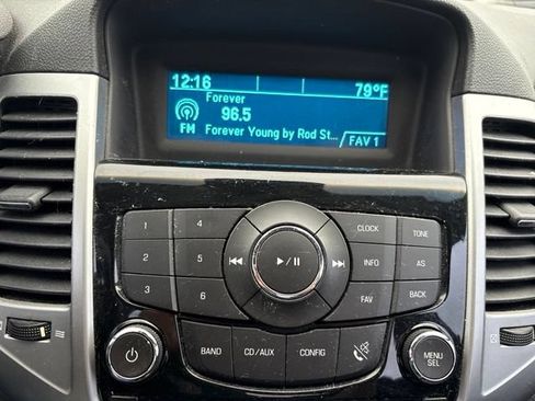 Used 2012 Chevrolet Cruze LT w/ All-Star Edition FWD image 27