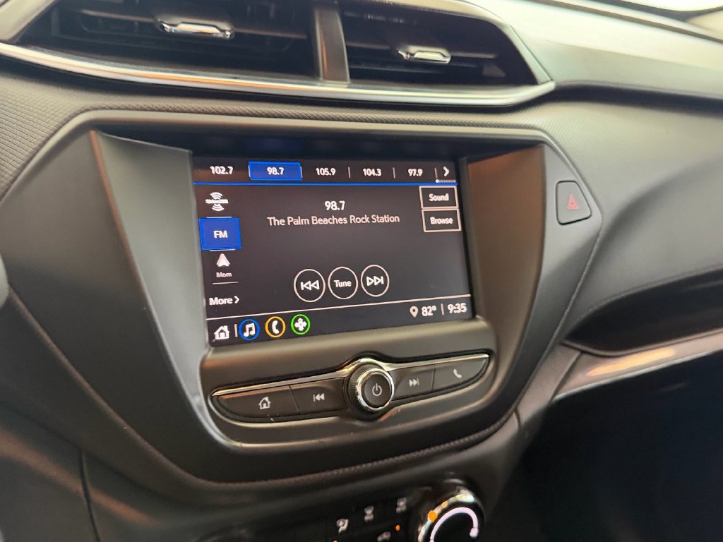 Certified 2022 Chevrolet TrailBlazer LT FWD image 21