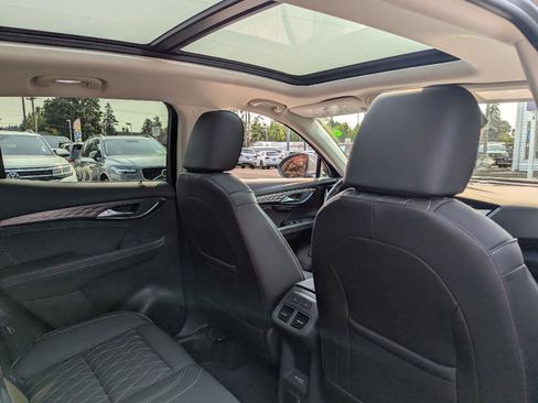 Used 2023 Buick Envision Avenir AWD/4WD image 39