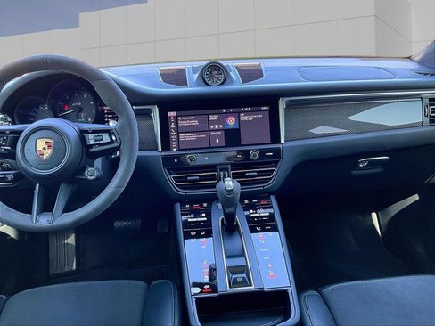 Certified 2024 Porsche Macan GTS AWD/4WD image 16