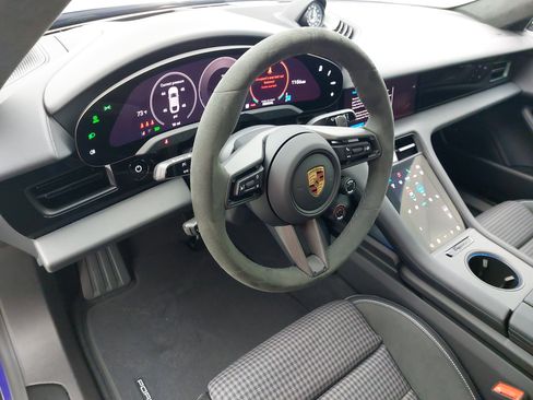 New 2025 Porsche Taycan GTS image 4