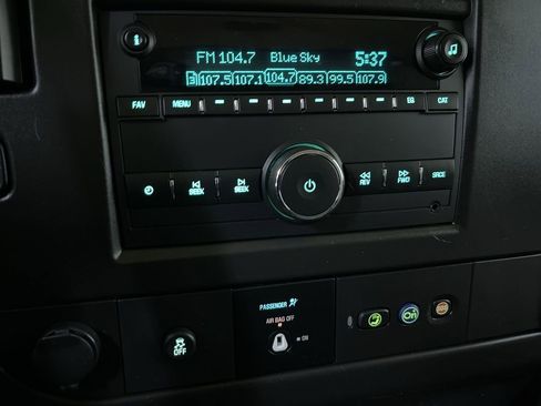 Used 2022 Chevrolet Express 2500 w/ Driver Convenience Package image 20