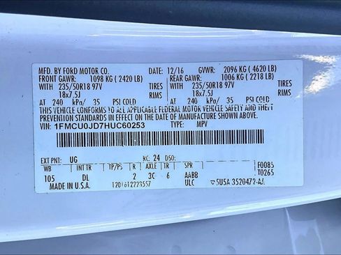 Used 2017 Ford Escape Titanium FWD image 33