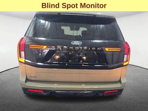 Used 2025 Ford Expedition Tremor AWD/4WD image 7
