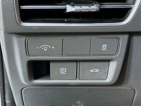 Used 2024 Hyundai Sonata SEL w/ Convenience Package FWD image 17