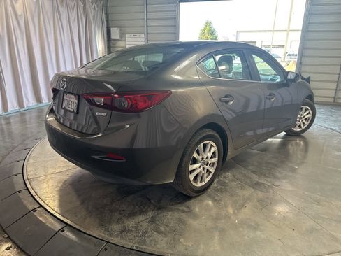 Used 2016 MAZDA MAZDA3 i Sport w/ Preferred Equipment Package image 5