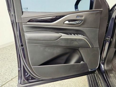 Used 2023 Cadillac Escalade ESV Sport w/ Touring Package AWD/4WD image 11