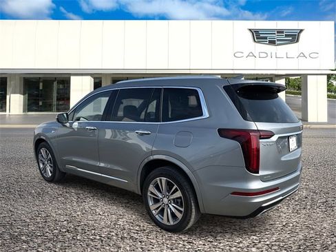 Certified 2023 Cadillac XT6 Premium Luxury w/ LPO, Floor Liner Package image 2