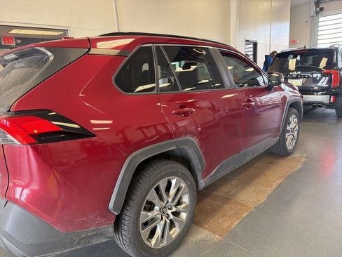 Used 2019 Toyota RAV4 XLE Premium w/ Cold Weather Package image 4
