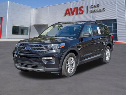 Used 2024 Ford Explorer XLT w/ Equipment Group 202A image 1