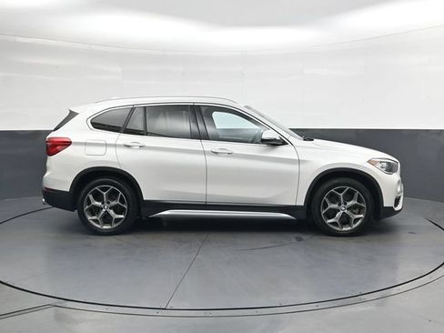 Used 2018 BMW X1 sDrive28i w/ Convenience Package FWD image 3