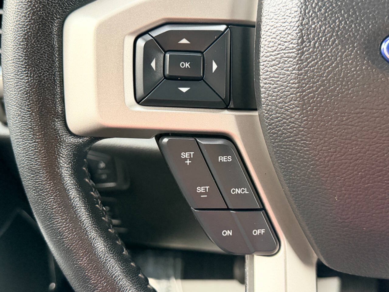 Used 2018 Ford F150 Lariat AWD/4WD image 30
