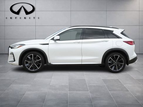 Used 2023 INFINITI QX50 Sport FWD image 4
