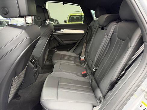 Used 2021 Audi SQ5 Prestige w/ Prestige Package image 22