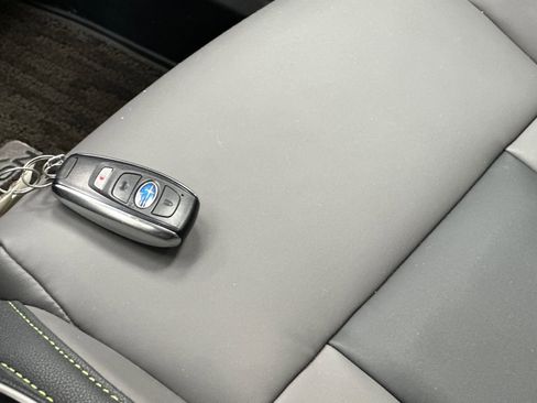 Used 2025 Subaru Outback Onyx Edition image 12