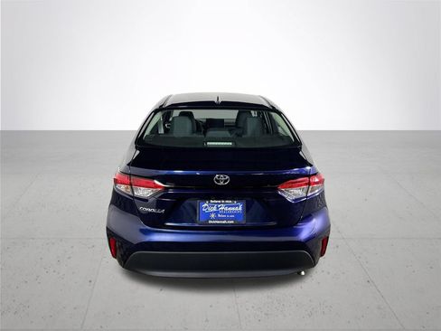 Used 2024 Toyota Corolla LE FWD image 7