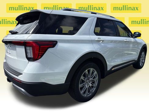 New 2026 Ford Explorer Platinum image 14