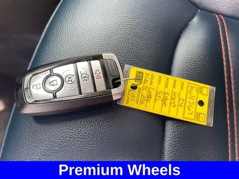 Used 2024 Ford Edge SEL w/ Sport Appearance Package AWD/4WD image 22