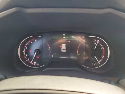 Certified 2025 Toyota RAV4 XLE FWD image 31