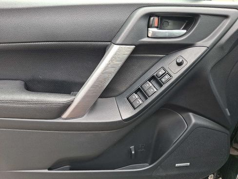 Used 2018 Subaru Forester 2.5i Limited AWD/4WD image 13
