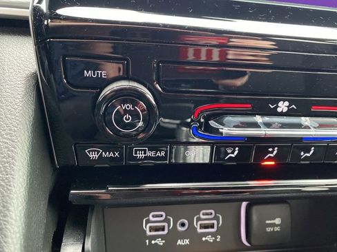 New 2025 Jeep Grand Cherokee Laredo X image 30