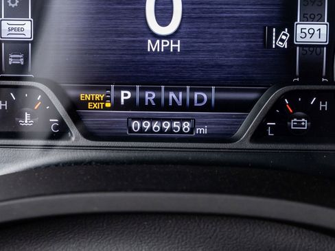 Used 2022 RAM 1500 Limited AWD/4WD image 17