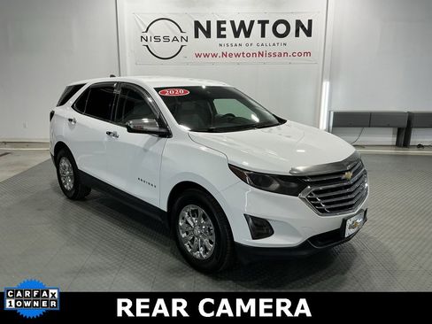 Used 2020 Chevrolet Equinox LS image 1