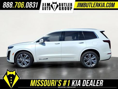 Used 2023 Cadillac XT6 Premium Luxury w/ Technology Package AWD/4WD image 4