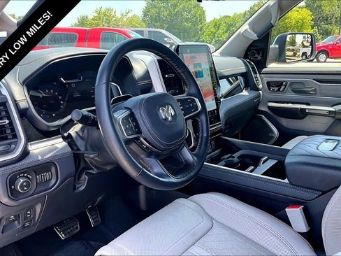 Used 2025 RAM 1500 Tungsten AWD/4WD image 13