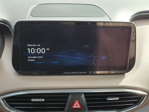 Certified 2022 Hyundai Santa Fe Limited image 17
