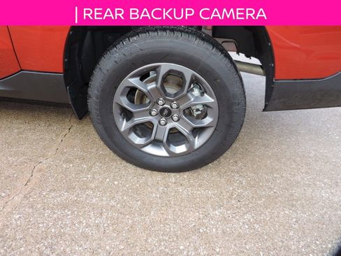 Used 2022 Ford Maverick XLT FWD image 11