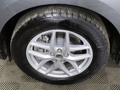 Used 2024 Ford Edge SEL image 18